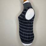 Carlisle  Turtleneck Shell Striped Black Silver Stripe Sz Small Photo 2