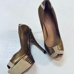 L.A.M.B. Womens Metallic Golden Beige Peep Toe Platform Heels 6M Photo 4