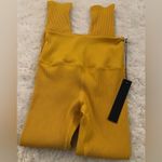 Carbon 38 NWT Ribbed 7/8 Legging Photo 3