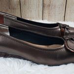 ROS HOMMERSON Size 9 Taupe, Metallic, Brown Solid Narrow Kitten Heels Photo 5