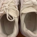 on cloud NWOT on running novas Photo 4