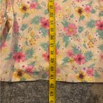 YafeMarte Floral Button Photo 5