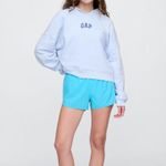 GapFit 3" Mid Rise Runaround Shorts Photo 2