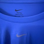 Nike 🦋 NWT! 🦋  Women's Royal Blue Short Sleeve Tee Photo 1