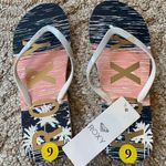 Roxy Flip Flops Photo 0