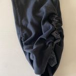 Lucy Activewear Womens  Capri Leggings Black/Blue Size XS. 87% nylon, 13% Lycra Photo 2