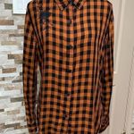 BeachLunchLounge Plaid Button Down Shirt Medium Floral embroidery Photo 2