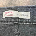 Levi Strauss Black high rise cuffed Frayed Hem Jean Shorts cut off grunge sz 33 Photo 2