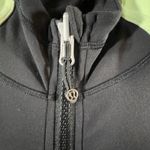 Lululemon  Scuba Hoodie Jacket Size 8 Black Green‎ Colorblock Full Zip Pockets Photo 2