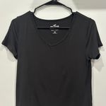 Hollister Black Short-sleeved T-shirt Photo 0
