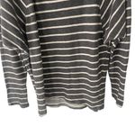 AQUA Bloomingdals  Size Small Lightweight‎ Grey White Stripped Sweater Photo 3