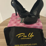 Pin Up Couture Black Size 6 Photo 0