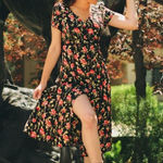 Umgee  Floral Print Short Sleeve Button Up V-Neck Midi Dress with‎ Crochet Trim Photo 0