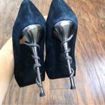 House of Harlow 1960 • Stormy Snake Court Heels pumps black suede platform Size 5.5 Photo 9