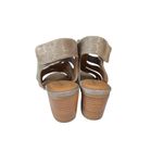 Comfortiva Leather Strappy Block Heel Sandals Taupe Women’s 7.5M Size 7.5 Photo 5