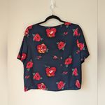 Babaton Aritzia  Randy Short Sleeve Blouse   V Neckline Floral Sz L EUC Photo 3