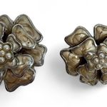 Vintage Silver Tone Enameled Flower Clip On Earrings Womens Estate Jewelry Photo 0
