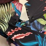 Terra & Sky Plus Size  Black Floral Cupped V-Neck Swimsuit Size 2X EUC #2443 Photo 7