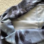 😍 Cutest PE Nation Tie Dye Biker Spandex Shorts Size M Photo 2