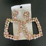 Neutral Flower & Gems Necklace .. Time And Tru Brand with statement earrings Photo 4