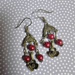 Silver tone pink beaded flower dangling earrings Photo 2