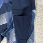 Gapfit GFast High Rise Sculpt Geometric Print Capri Legging Size Small Photo 6