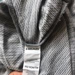 Head  active wear top  Photo 7