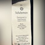 Lululemon Women’s Rejuvenate Wrap Scarf Snap Black Ribbed Striped Size O/S Photo 6