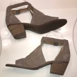 Lucky Brand  Women’s Baxley Leather Suede Tan Open Toe Block Heels Photo 3