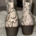 Snakeskin Fashion Cowboy Boots Ankle Booties Size 8.5 Photo 2