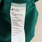FIGS  Women's Catarina One Pocket Scrub Top in Hunter Green, Size XXS Photo 10