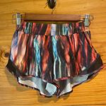 Lululemon  Hotty Hot Short II 2.5" Chroma Fusion Multi Black 4 W7ATHR Workout Photo 1