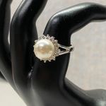Silver Tone Elegant Pearl Halo Crystal Accents Classic Design Cocktail Ring Sz 7 White Photo 4