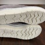 OTBT  Women's Green Lake genuine leather sneaker Size 10 Photo 9