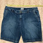 Liz Claiborne Jean shorts size 18 classic fit Photo 2