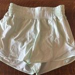 Lululemon  Shorts Hotty Hot 4" Photo 0