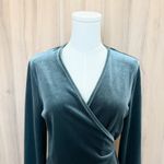 Madewell  Womens Velvet Wrap Ballet Top Size M Green Long Sleeve Holiday Minimal Photo 1