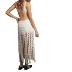 Delfi Collective Sleeveless V Photo 2