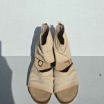 OTBT  Patchouli Open Toe Sandal Chunky Heel Ivory Leather 9.5M Photo 7