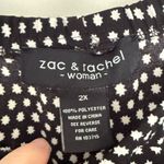 Zac & Rachel Women’s 2X Plus Size Stretchy Wide Leg Star Patterned Pants Photo 2