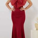 Chicwish  Bowknot Strapless Mermaid dress in Burgundy Photo 0