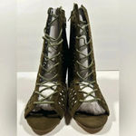 Shoe Republic LA NIB!Shoe -Suede Perforated-Lace UpPeep toe heel booties Size 9 Photo 4