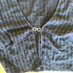 Pretty Little Thing Woven Long Sleeve Open Front Top in Black Photo 1