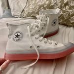 Converse High-tops Photo 1