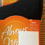 HEAT HOLDERS Thermal Socks Medium Thickness Women's Size 5 Photo 3