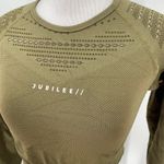 Jubilee // Apparel Long Sleeve Crop Compression Top Size Medium Photo 1