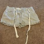 Wilfred Aritzia  shorts 0 Photo 1