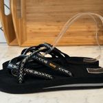 Teva  Olowahu palms black white quick dry all day wear sustainable vegan size 6 Photo 3