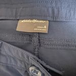 Eddie Bauer Navy Blue Sightscape Horizon Cargo Capri Pants Size 6 Photo 2