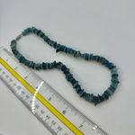 Blue dyed mother of pearl necklace Photo 6